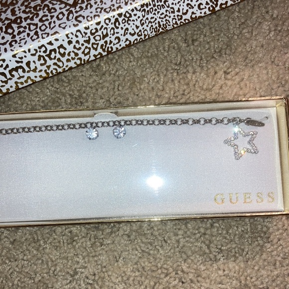 Vintage Guess Bracelet and earrings set rhinestone studded heart charm bracelet - Picture 3 of 3